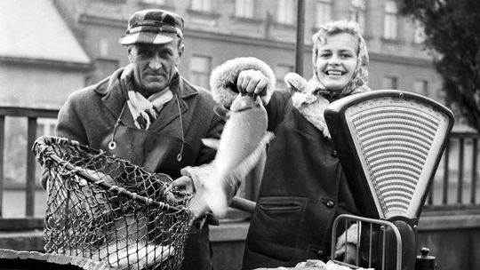 Šesť z desiatich Slovákov si myslí, že za socializmu sa žilo lepšie. Čo spôsobuje túto silnú nostalgiu?