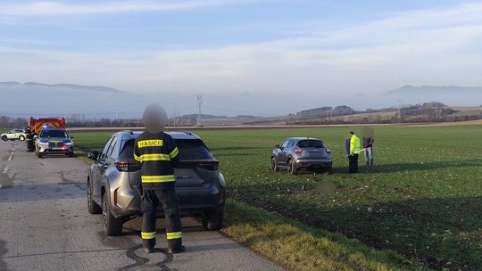 Tragédia v Necpaloch: pri dopravnej nehode zomrela jedna z dvojice chodkýň