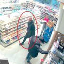 zlodeji z drogérie, polícia pátra