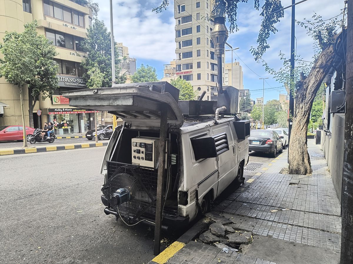 Improvizovaný spaľovací generátor elektrickej...