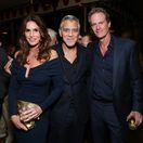 George Clooney (v strede) so svojím kamarátom a obchodným partnerom Rande Gerberom