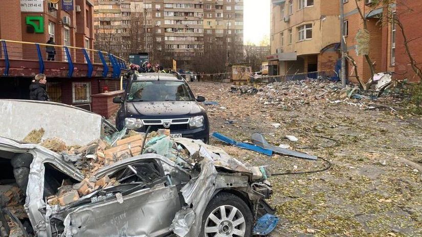 Kyjev po nočnom ruskom útoku 14. novembra 2025