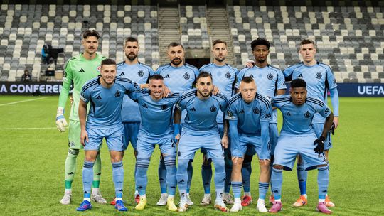  Čo by Slovanu pomohlo? Facka, hádka, bitka v kabíne. A tiež naplnenie vulgárneho chorálu fanúšikov belasých, radí legenda