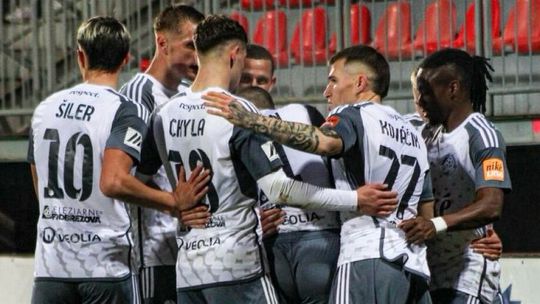 Štvrtoligista nepredal svoju pohárovú kožu lacno. Favorizovaná Podbrezová sa trápila v Nitre