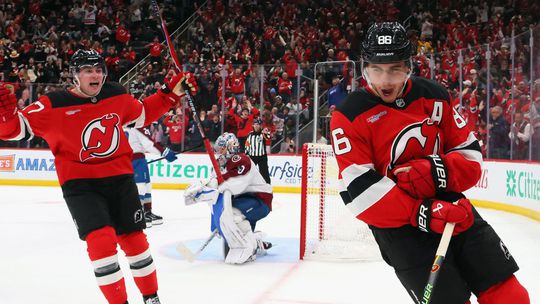 Kuriózna pohroma pre Devils, prišli o svojho lídra. Nemcov spoluhráč sa zranil počas tímovej večere