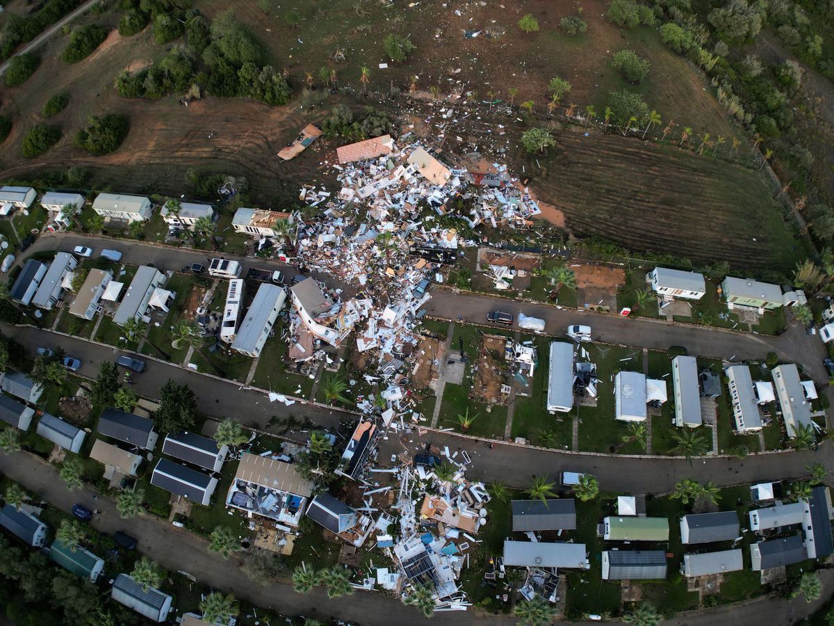 Spúšť po búrke v meste Albufeira.