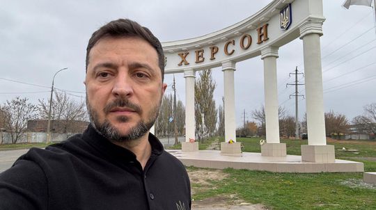 Chobotnica korupcie dokonca obrala Ukrajincov o elektrinu. Zelenskyj sa snaží odseknúť jej chápadlá