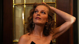 Česká modelka Eva Herzigová sa tiež objavuje na stránkach Pirelli 2026.