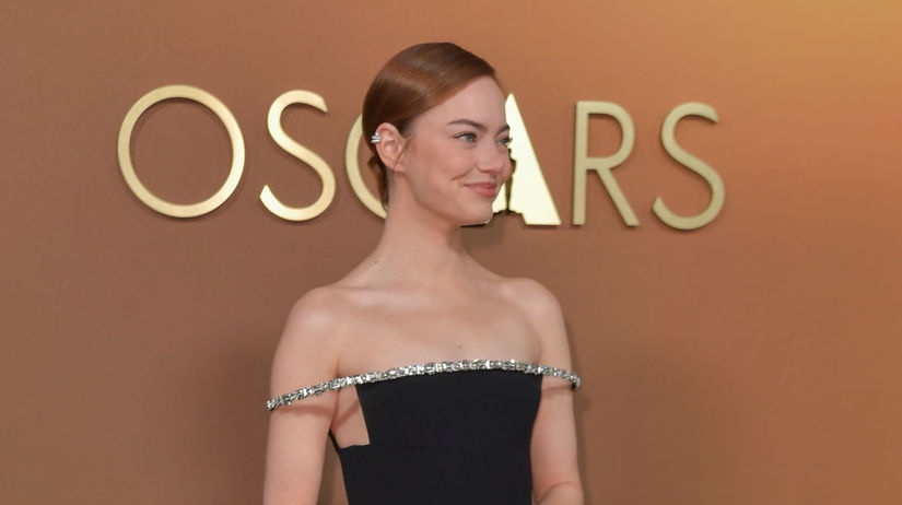 Emma Stone v kreácii Louis Vuitton.
