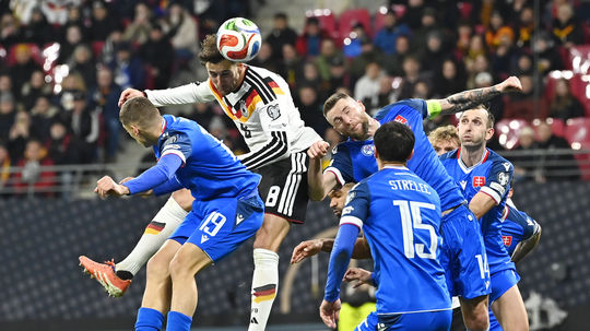 Historický debakel Slovákov. Calzona a spol. ukončili kvalifikáciu hanebnou prehrou, o MS zabojujú v baráži