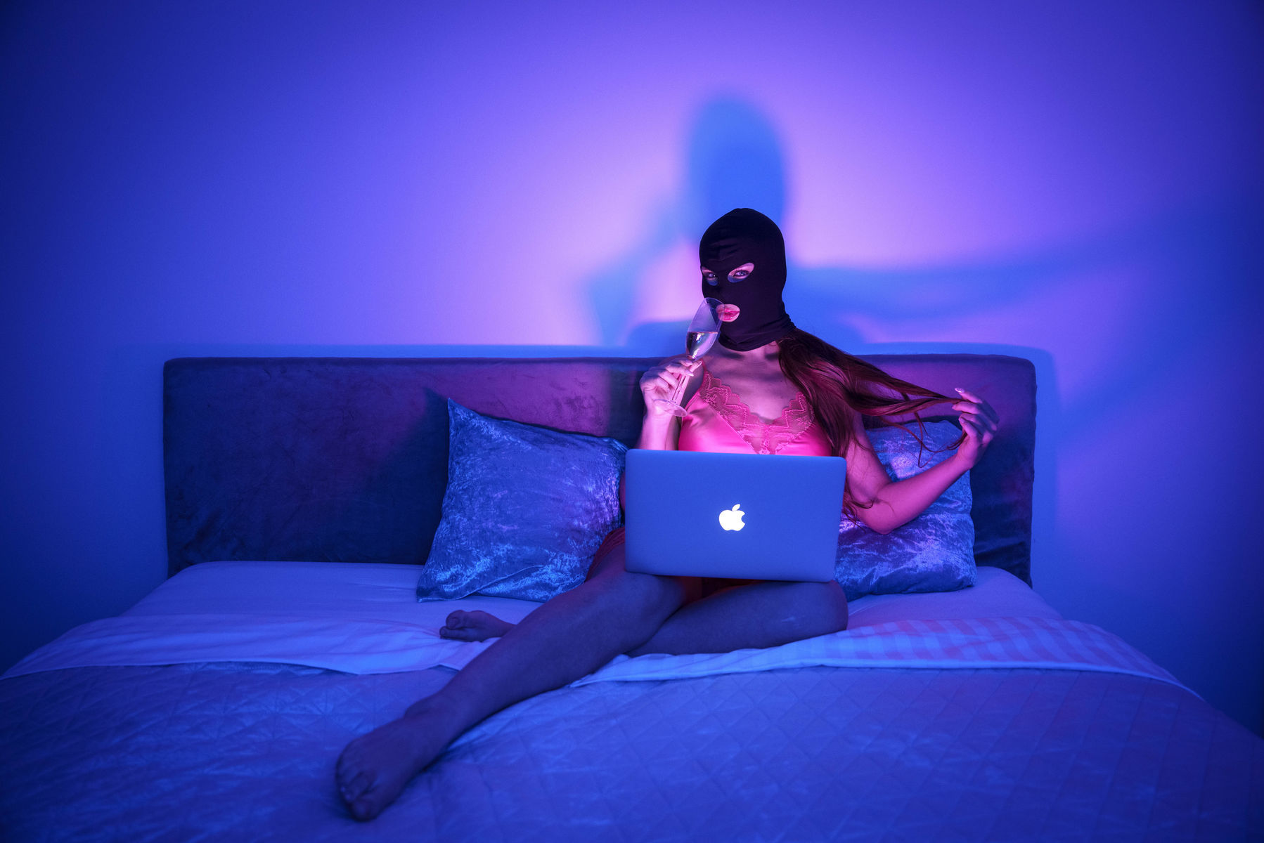 Virtuálna priateľka