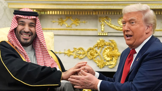 Saudský princ navštívil Trumpa, sľúbil USA masívne investície. Washington mu predá najmodernejšie stíhačky