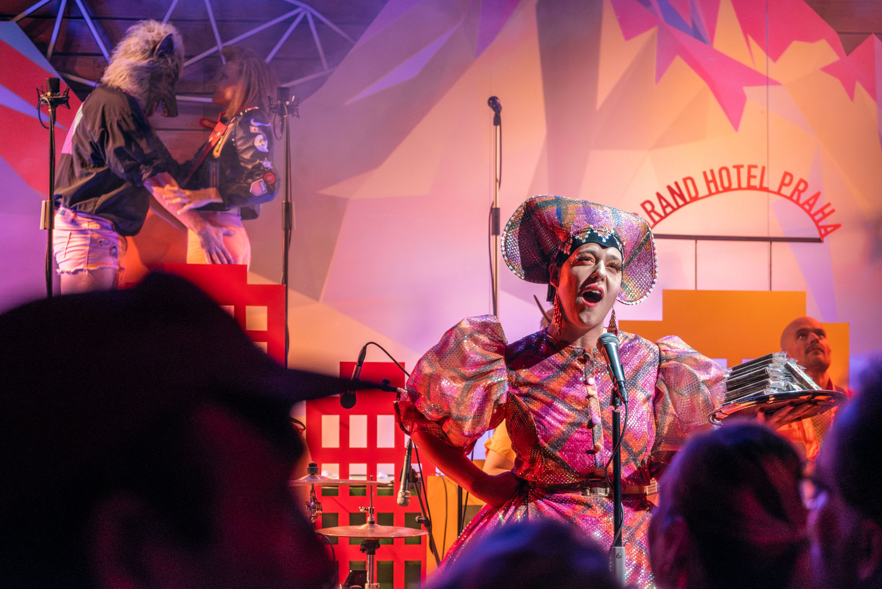 Růžena Dvořáková ako slovenská gazdinka...