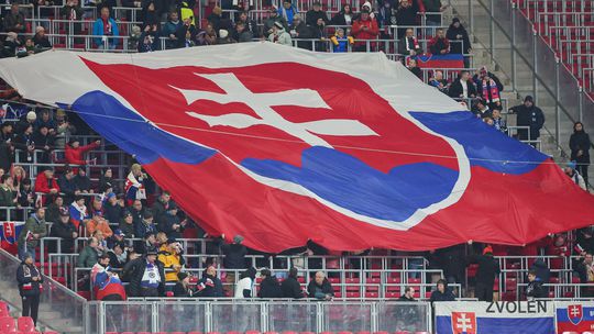 Stačí úspech dvoch top favoritov. Slovensko má barážový duel o MS na Tehelnom poli na dosah 