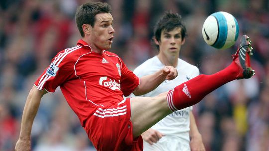 V roku 2005 vyhral Ligu majstrov, predal medailu aj dresy. Bývalý hráč Liverpoolu čelí bankrotu