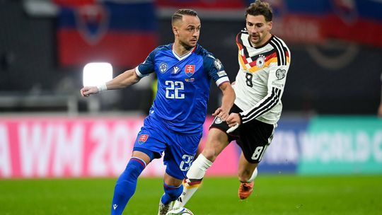 Slovensko si v rebríčku polepšilo, všetci možní barážoví súperi sú za ním. Taliani vypadli z prvej desiatky