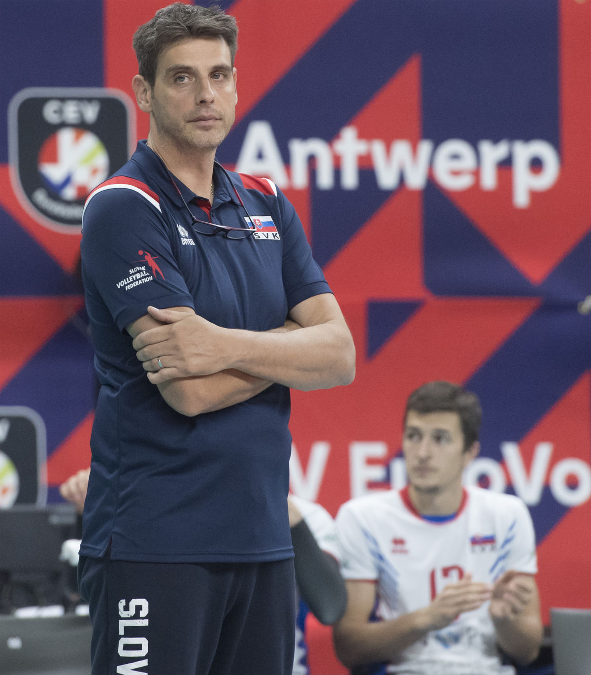 Andrej Kravárik v pozícii trénera slovenských...