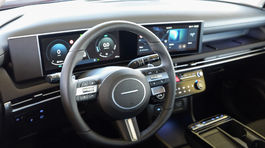 Hyundai Tucson 1,6 T-GDI HEV - test 2025