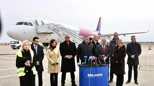 Vnútroštátnu linku, ktorá prepája Bratislavu s...