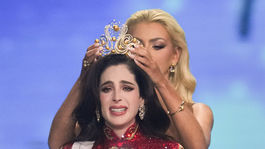 Miss Mexico Fatima Bosch pri korunovácii. 