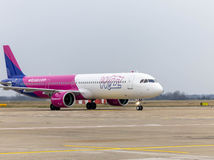 prvý let letisko lietadlo wizz air