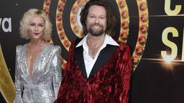 Spevák Richard Krajčo so svojou manželkou Karin Babinskou.