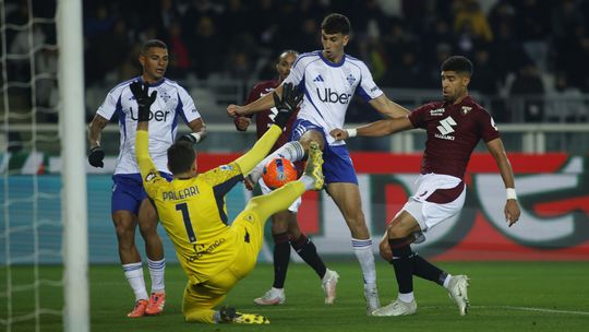 Como zahanbilo domáci Turín výpraskom. Fábregasova partia v lige neprehrala od augusta