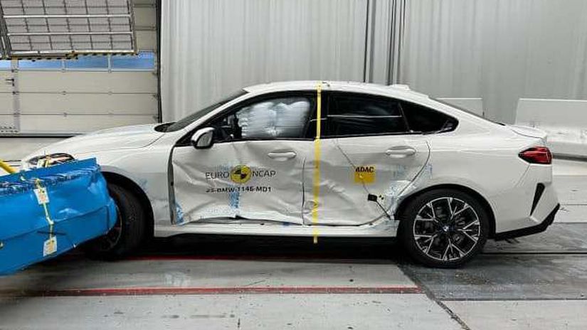 BMW 2 Gran Coupé prišlo o jednu hviezdičku. A...