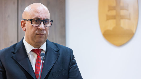 Parlament bude ministra dopravy Jozefa Ráža odvolávať v pondelok