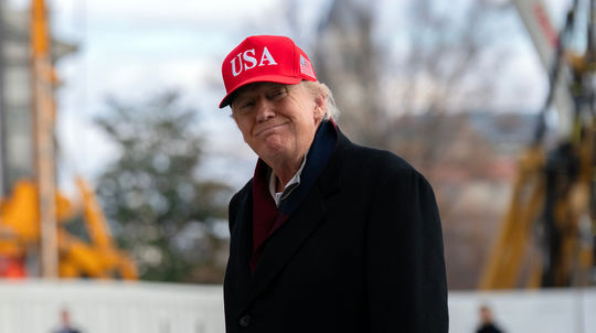 USA vytvárajú viac problémov, ako ich riešia, tvrdí prieskum Politico