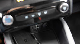 Ford Kuga PHEV - test 2025