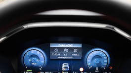 Ford Kuga PHEV - test 2025