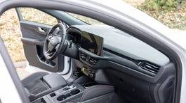 Ford Kuga PHEV - test 2025