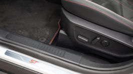 Ford Kuga PHEV - test 2025