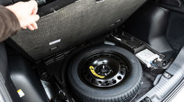 Ford Kuga PHEV - test 2025