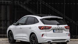 Ford Kuga PHEV - test 2025