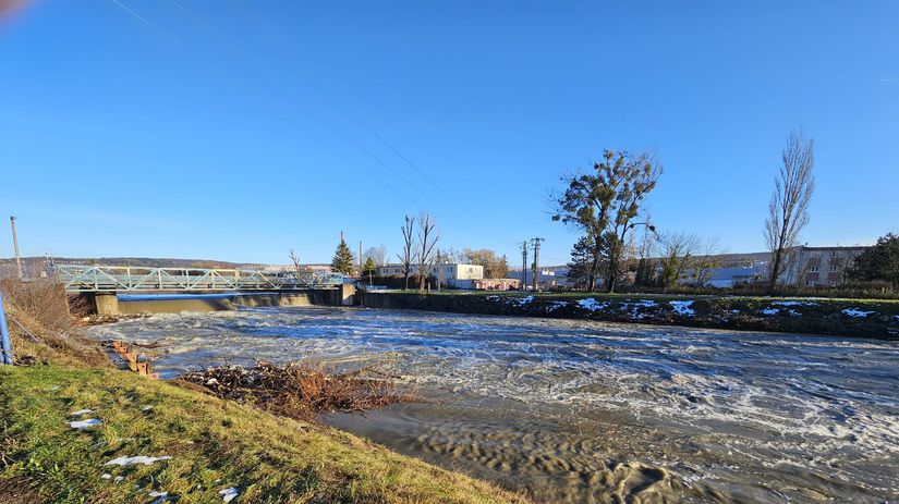 Rozvodneny Hornad pri hati Kosice