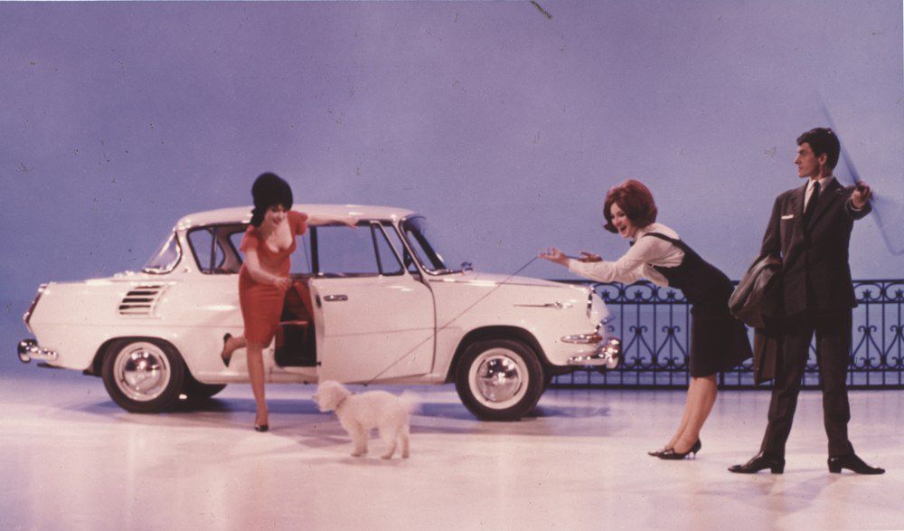 Automobil Škoda 1000 MB mal postaviť...