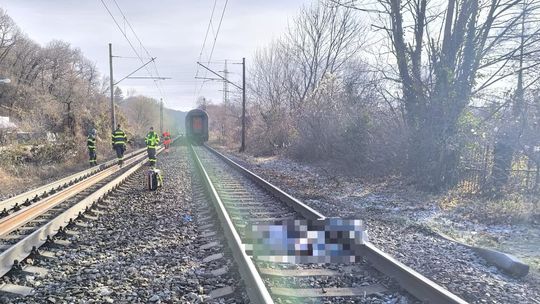 Smrteľná zrážka vlaku na Železnej studienke: železničná doprava stojí
