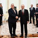 Na stretnutí Orbána a Putina sa v centre pozornosti ocitla nečakaná osoba. Tlmočníčka spôsobila v Kremli zmätok