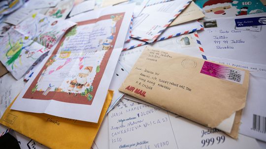 Koberec na ploché nohy, detektor lži či zdravie pre celú rodinu. Deti majú v liste Ježiškovi aj netradičné želania