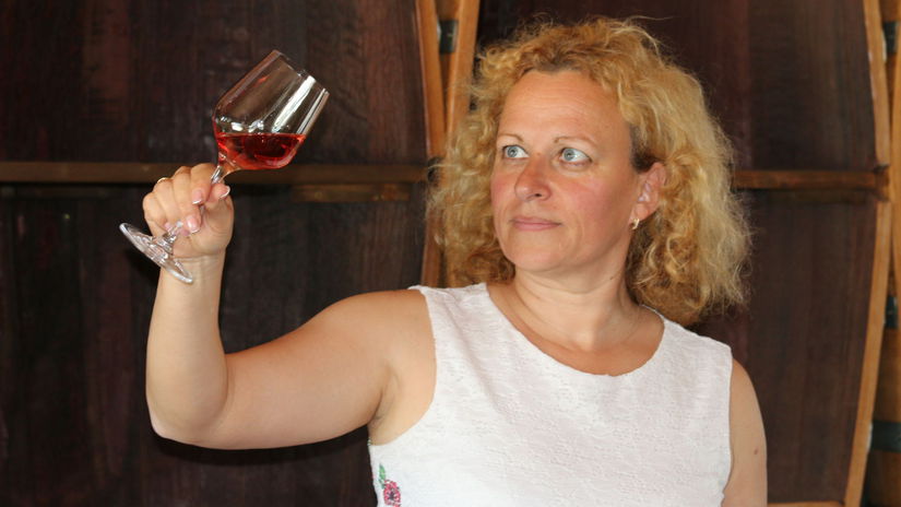 Jaroslava Kaňuchová Pátková, výkonná riaditeľka Zväzu vinohradníkov a vinárov Slovenska.