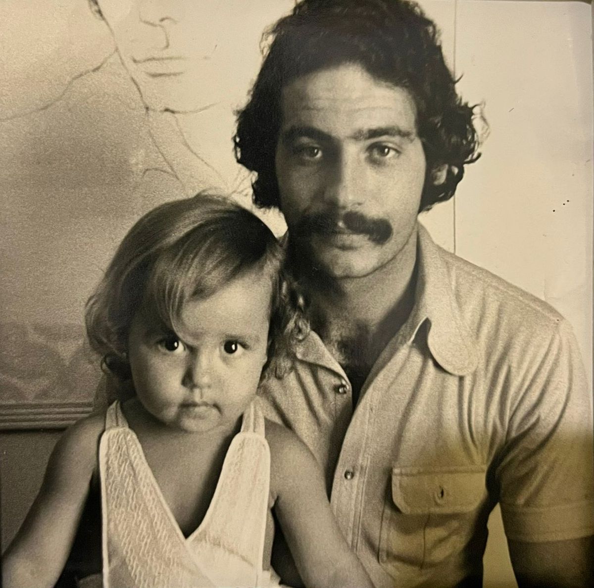 Roberta s otcom Robertom Rivelinom.