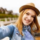 selfie, cestovanie, dovolenka, turistka, klobúk