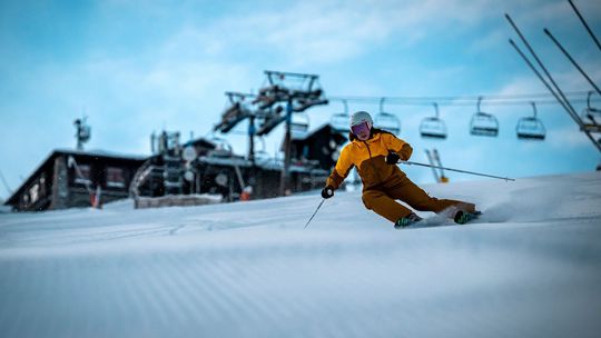 Lyžovačka už odštartovala v dvoch strediskách. Hlásia dobré podmienky a stabilné ceny. Kedy otvoria ďalšie?