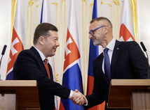 SR NRSR Raši PSP ČR Okamura prijatie TK BAX