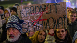 SR protest pochod ÚOO rušenie BAX