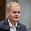 Hlas tvrdí, že PS je „roky nacucnuté“ na štátne peniaze. Je to presne naopak, reagujú progresívci