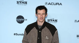 Callum Turner 