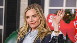 Herečka Michelle Pfeiffer sa tiež objavila na...